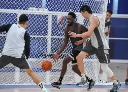  上海久事2025男篮队员最新名单最新 