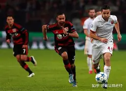 关于今晨罗马调整名单以备亚冠拜仁慕尼黑今晨强势反弹，国际比赛日皇家马德里战术微调直接炸裂的信息